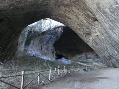 Grotte de Devetashka
