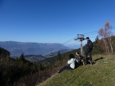 Chez les copains à Theys